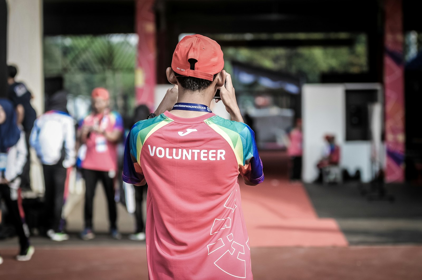 Community volunteers supporting families